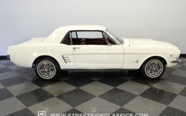 Unknown-Mustang-1966-White-Red-36