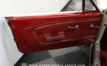 Unknown-Mustang-1966-White-Red-42