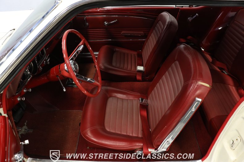 Unknown-Mustang-1966-White-Red-43