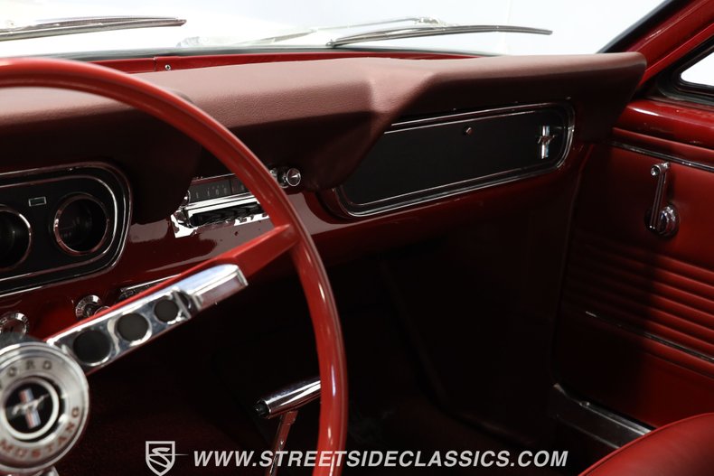 Unknown-Mustang-1966-White-Red-49