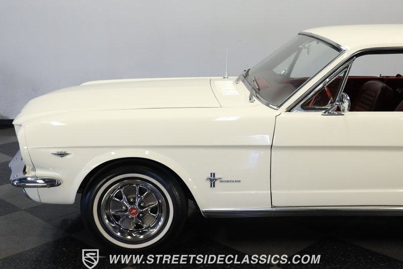 Unknown-Mustang-1966-White-Red-7