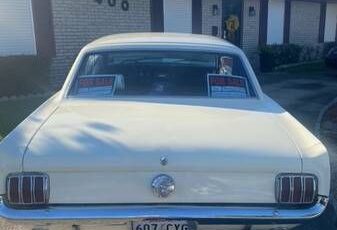 Unknown-Mustang-1966-White-Red-8