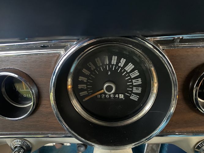 Unknown-Mustang-1966-WhiteBlue-Stripes-BlueWhite-pony-6
