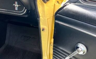 Unknown-Mustang-1966-Yellow-18