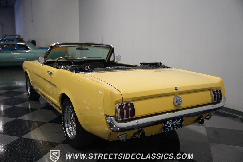 Unknown-Mustang-1966-Yellow-Black-11