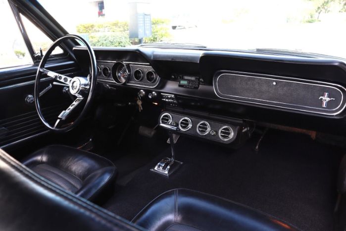 Unknown-Mustang-1966-Yellow-Black-16