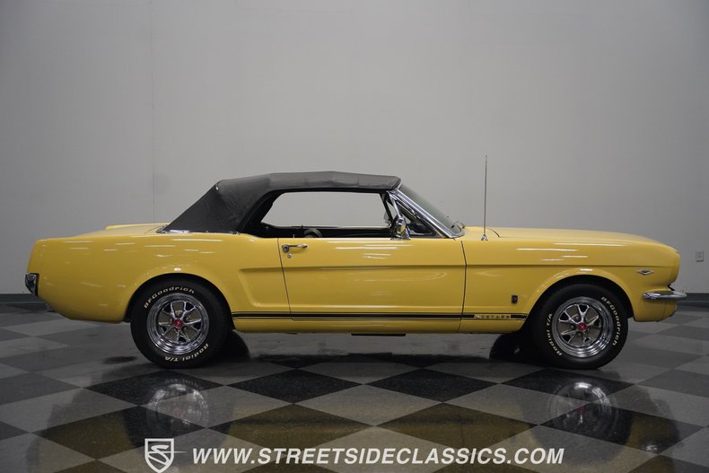 Unknown-Mustang-1966-Yellow-Black-16