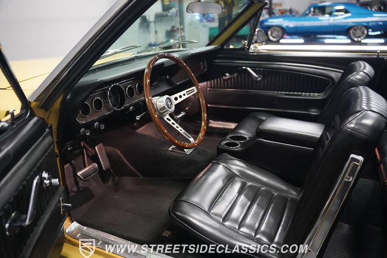 Unknown-Mustang-1966-Yellow-Black-2