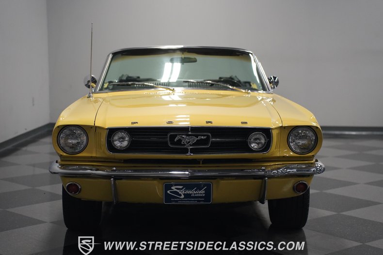 Unknown-Mustang-1966-Yellow-Black-3