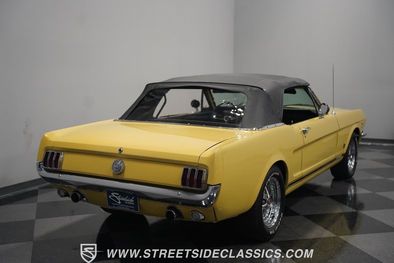 Unknown-Mustang-1966-Yellow-Black-30