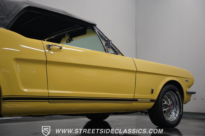 Unknown-Mustang-1966-Yellow-Black-33