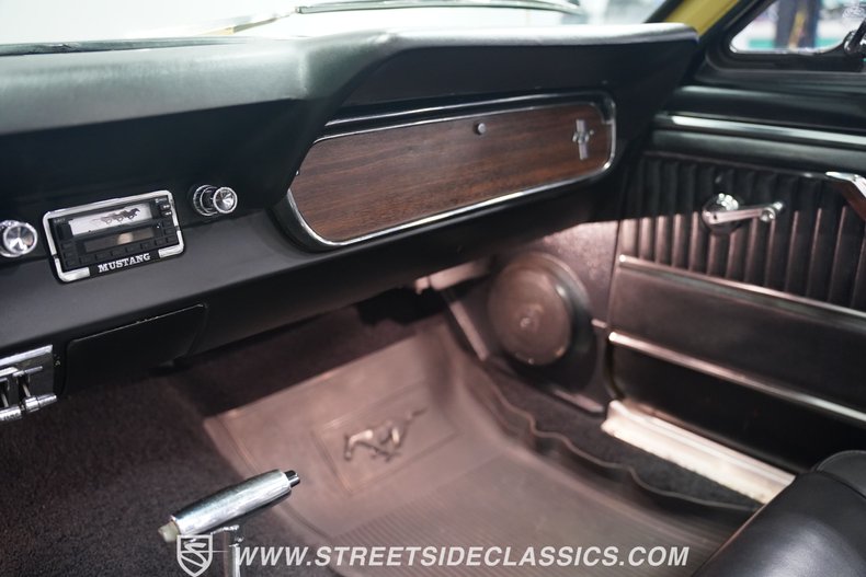 Unknown-Mustang-1966-Yellow-Black-48