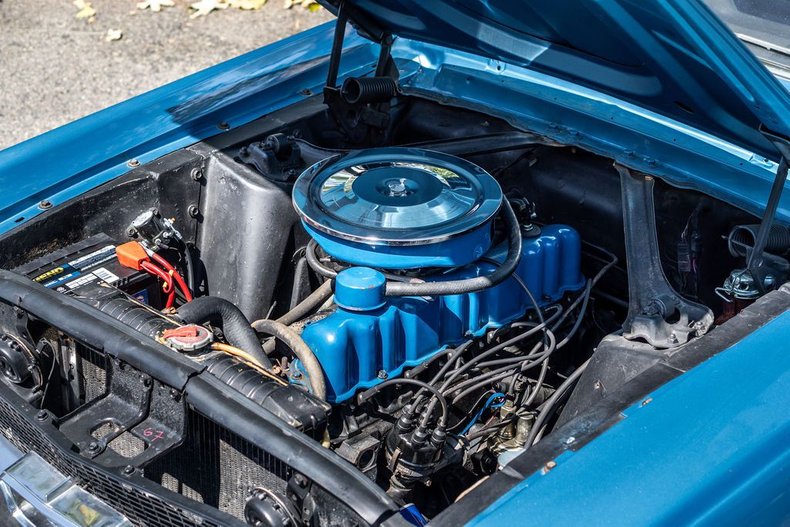 Unknown-Mustang-1967-Astro-Blue-Black-18