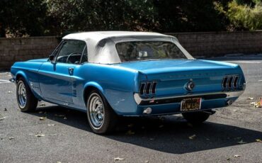 Unknown-Mustang-1967-Astro-Blue-Black-31