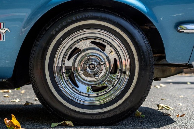 Unknown-Mustang-1967-Astro-Blue-Black-42