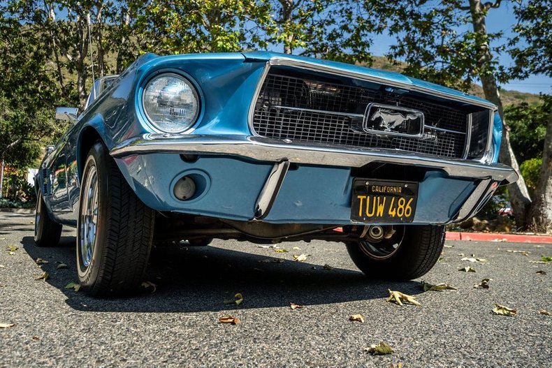 Unknown-Mustang-1967-Astro-Blue-Black-49