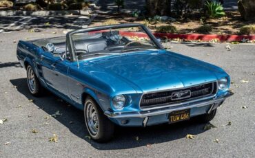 Unknown-Mustang-1967-Astro-Blue-Black-9