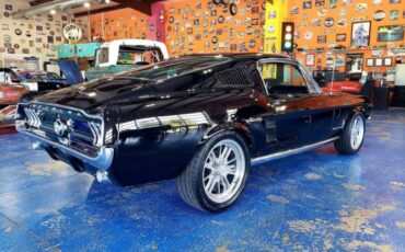 Unknown-Mustang-1967-Black-Black-4