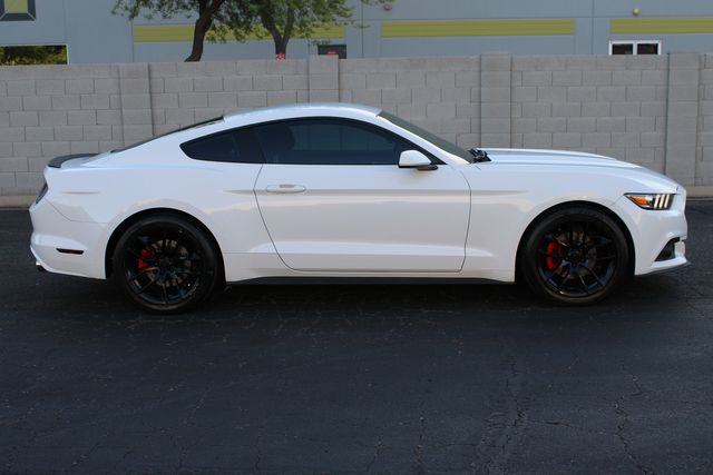 Unknown-Mustang-1967-BlackRed-Black-2