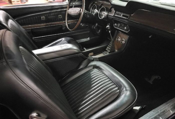 Unknown-Mustang-1967-Blue-11