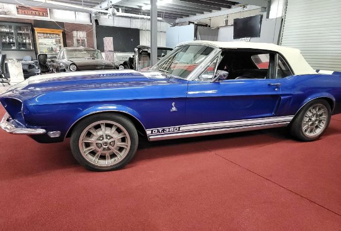 Unknown-Mustang-1967-Blue-5