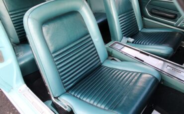 Unknown-Mustang-1967-Frost-Turquoise-Blue-11