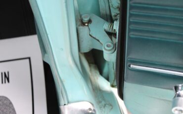 Unknown-Mustang-1967-Frost-Turquoise-Blue-13