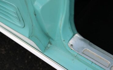 Unknown-Mustang-1967-Frost-Turquoise-Blue-14