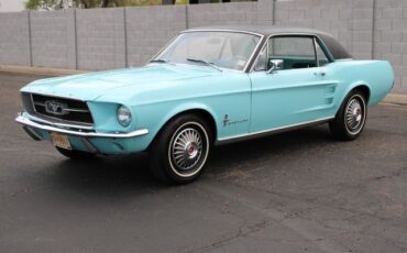 Unknown-Mustang-1967-Frost-Turquoise-Blue-23