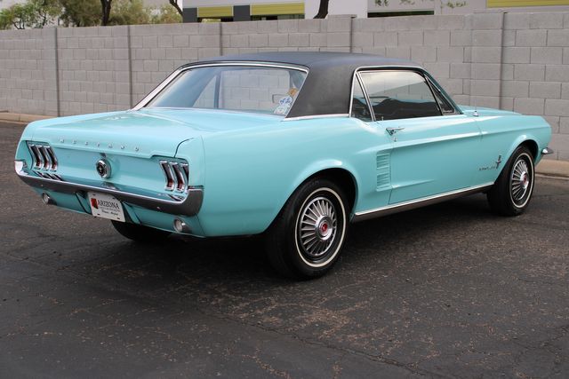 Unknown-Mustang-1967-Frost-Turquoise-Blue-24
