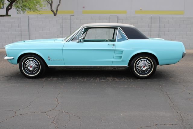Unknown-Mustang-1967-Frost-Turquoise-Blue-3