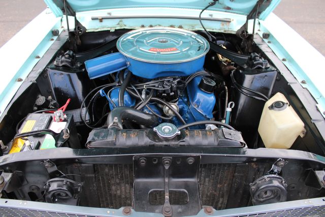 Unknown-Mustang-1967-Frost-Turquoise-Blue-44