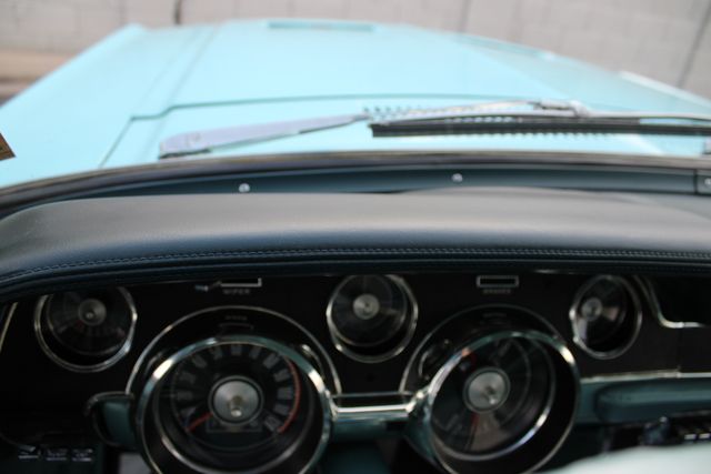 Unknown-Mustang-1967-Frost-Turquoise-Blue-46