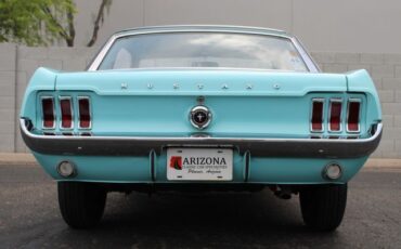 Unknown-Mustang-1967-Frost-Turquoise-Blue-5