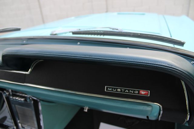 Unknown-Mustang-1967-Frost-Turquoise-Blue-7