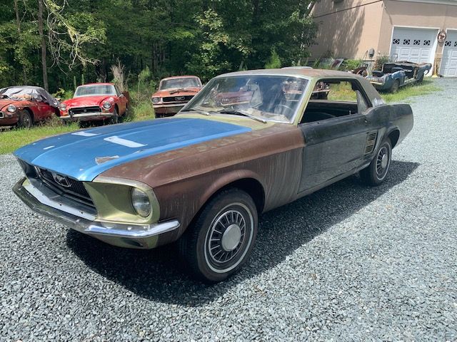 Unknown-Mustang-1967-Green-25