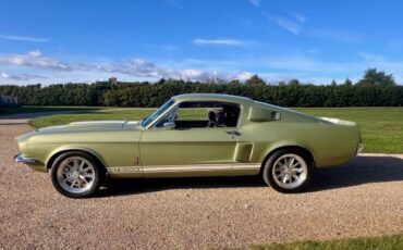 Unknown-Mustang-1967-Green-Black-6