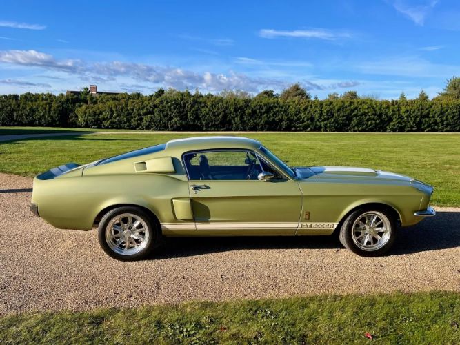Unknown-Mustang-1967-Green-Black