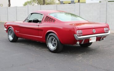 Unknown-Mustang-1967-Red-Black-14