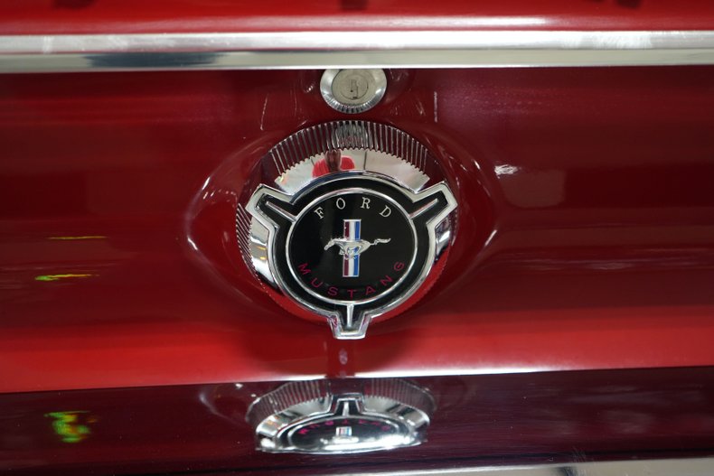 Unknown-Mustang-1967-Red-Black-21