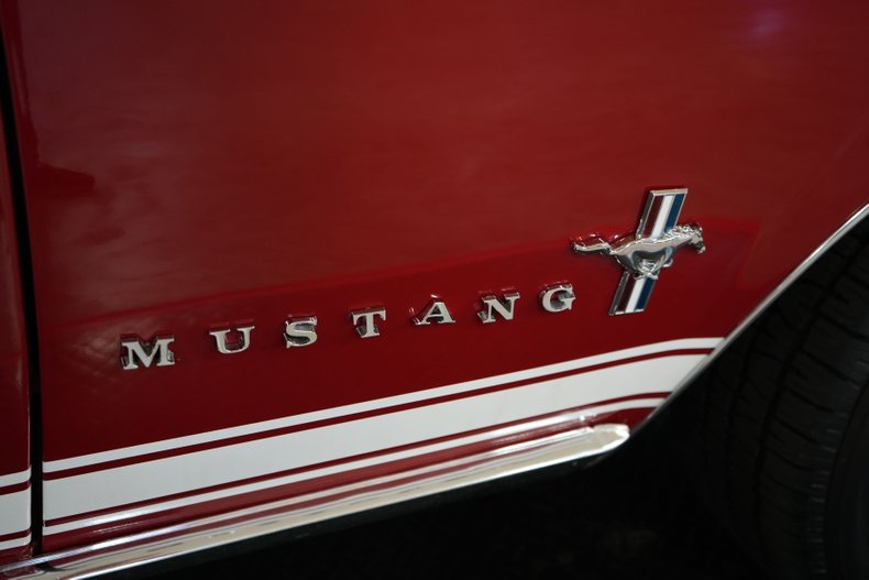 Unknown-Mustang-1967-Red-Black-22