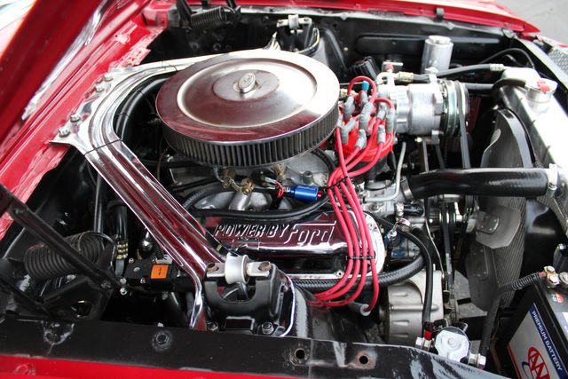 Unknown-Mustang-1967-Red-Black-27