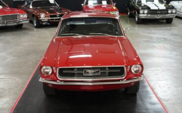 Unknown-Mustang-1967-Red-Black-32