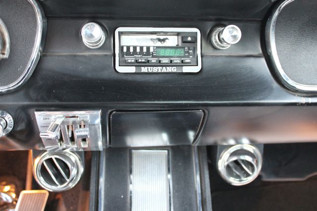 Unknown-Mustang-1967-Red-Black-40