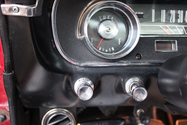 Unknown-Mustang-1967-Red-Black-41