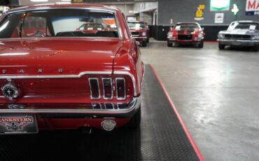 Unknown-Mustang-1967-Red-Black-48