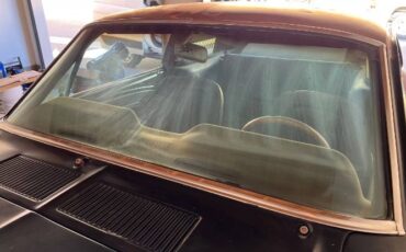 Unknown-Mustang-1967-Red-Sauterne-Gold-5