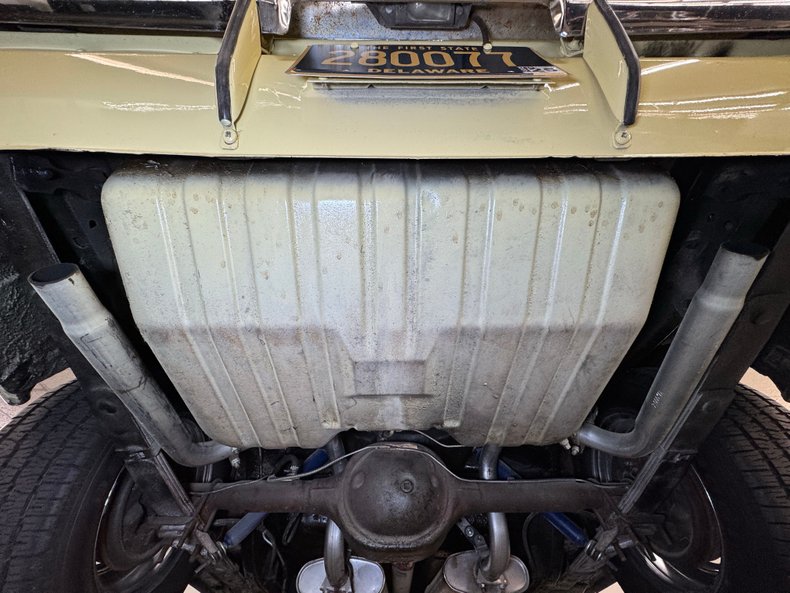Unknown-Mustang-1967-Springtime-Yellow-Black-46