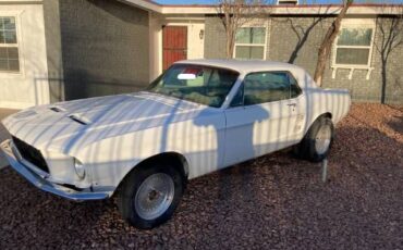 Unknown-Mustang-1967-White-1