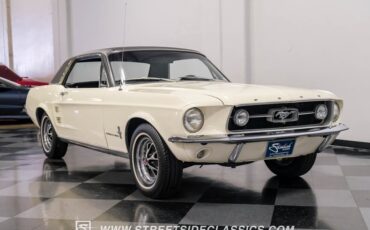 Unknown-Mustang-1967-Wimbledon-White-Black-12